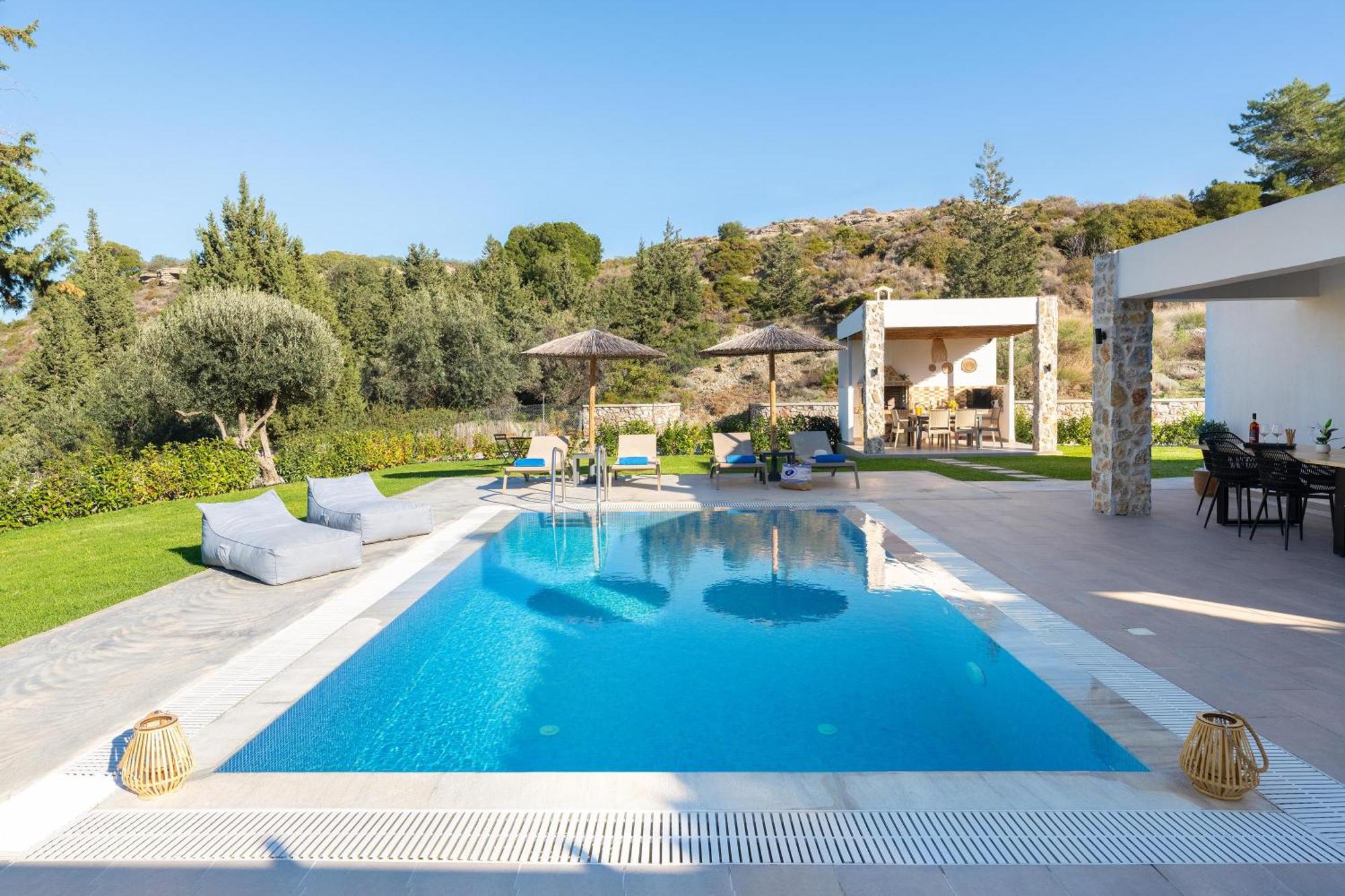 Aiora Luxury Villas Afantou Ngoại thất bức ảnh